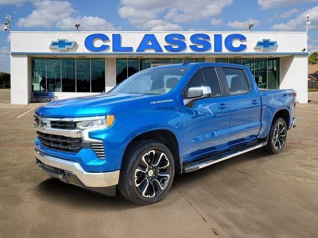 Chevrolet Silverado 1500 LT Crew Cab 4WD 2024