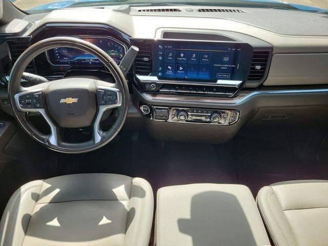Chevrolet Silverado 1500 LT Crew Cab 4WD 2024