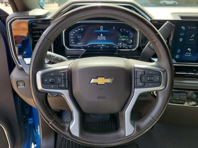 Chevrolet Silverado 1500 LT Crew Cab 4WD 2024