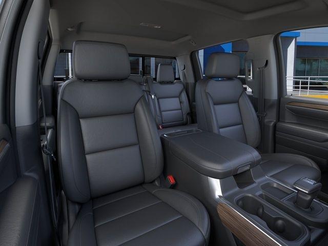 Chevrolet Silverado 1500 LT Crew Cab 2WD 2026