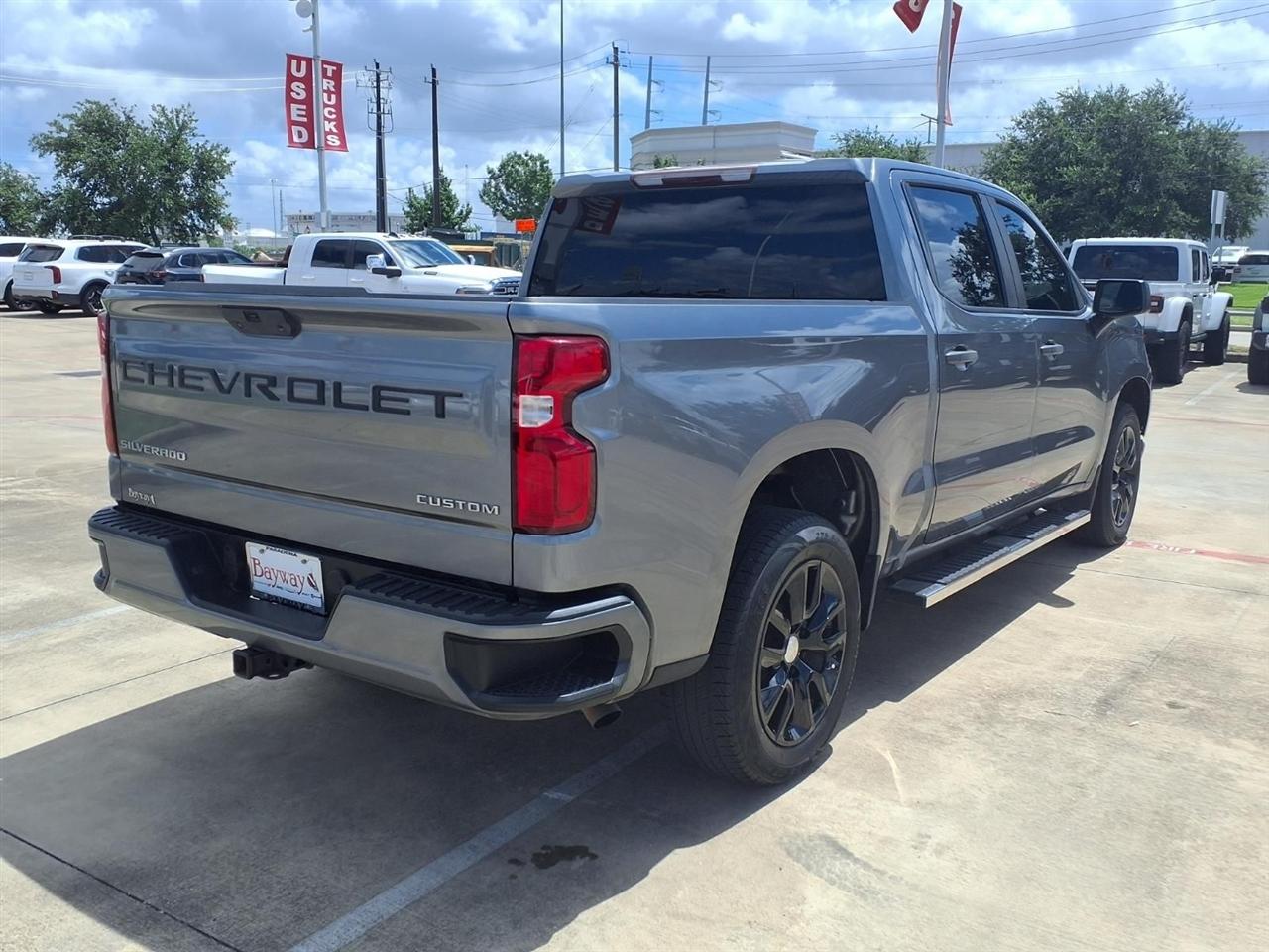 Chevrolet Silverado 1500 Limited Custom Crew Cab Short Box 2WD 2022