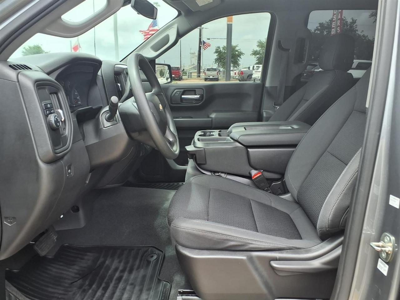 Chevrolet Silverado 1500 Limited Custom Crew Cab Short Box 2WD 2022