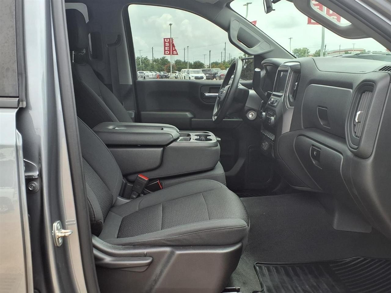 Chevrolet Silverado 1500 Limited Custom Crew Cab Short Box 2WD 2022