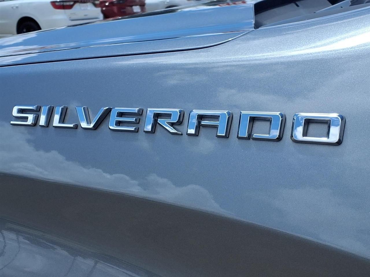 Chevrolet Silverado 1500 Limited Custom Crew Cab Short Box 2WD 2022