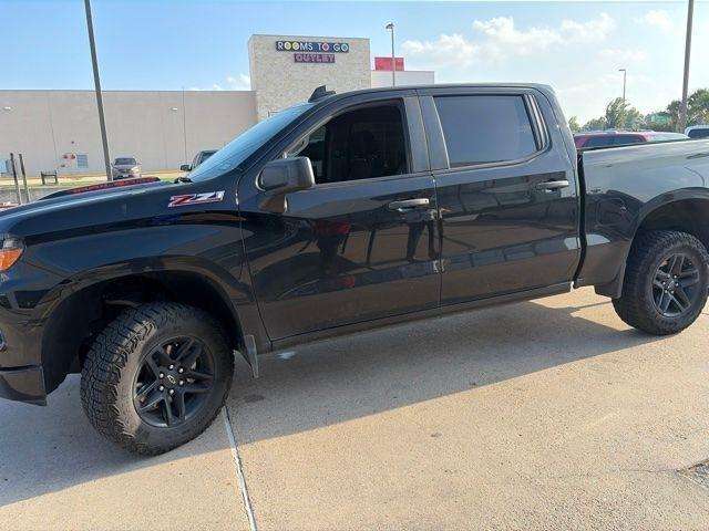 Chevrolet Silverado 1500 Trail Boss Custom Crew Cab 4WD 2025