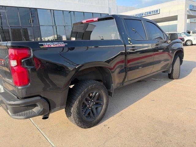 Chevrolet Silverado 1500 Trail Boss Custom Crew Cab 4WD 2025