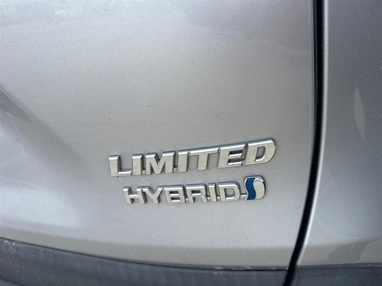 Toyota RAV4 Hybrid Limited 2022
