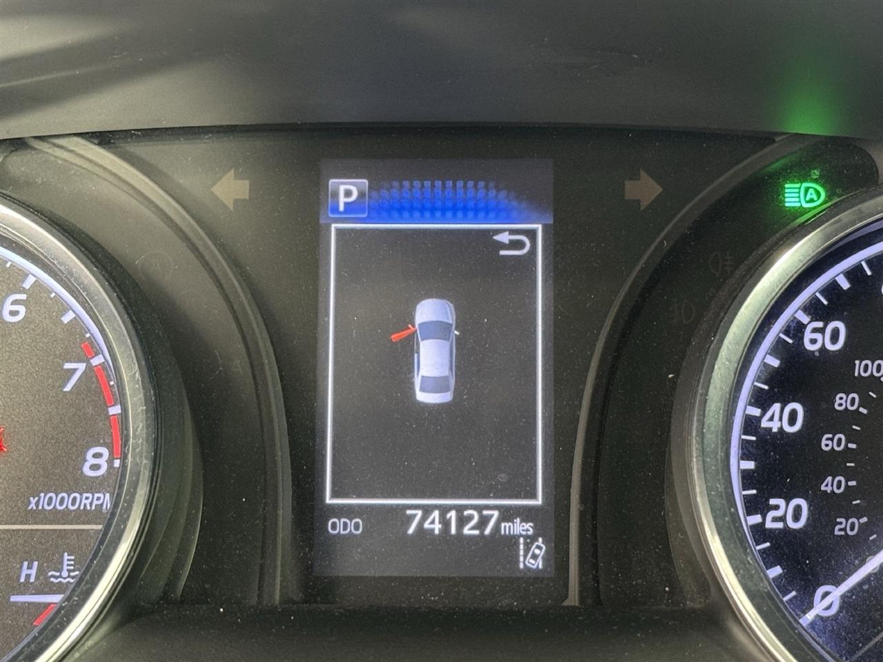 Toyota Camry SE 2020