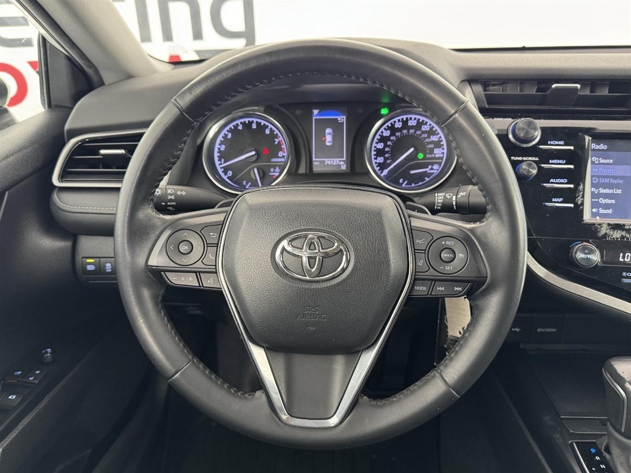 Toyota Camry SE 2020