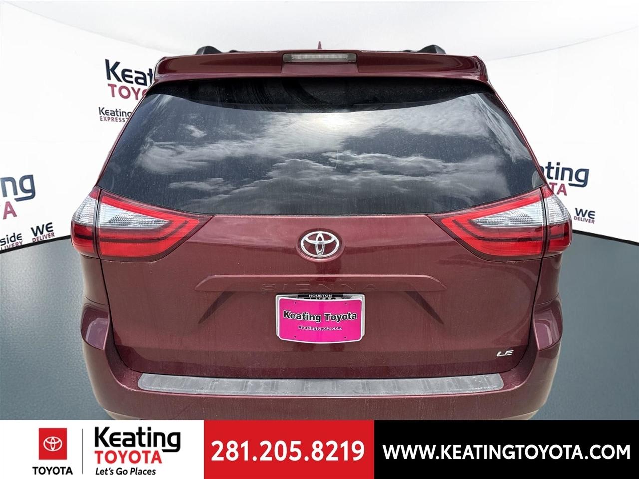 Toyota Sienna LE 8-Passenger 2020