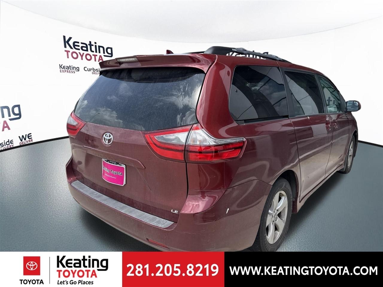 Toyota Sienna LE 8-Passenger 2020