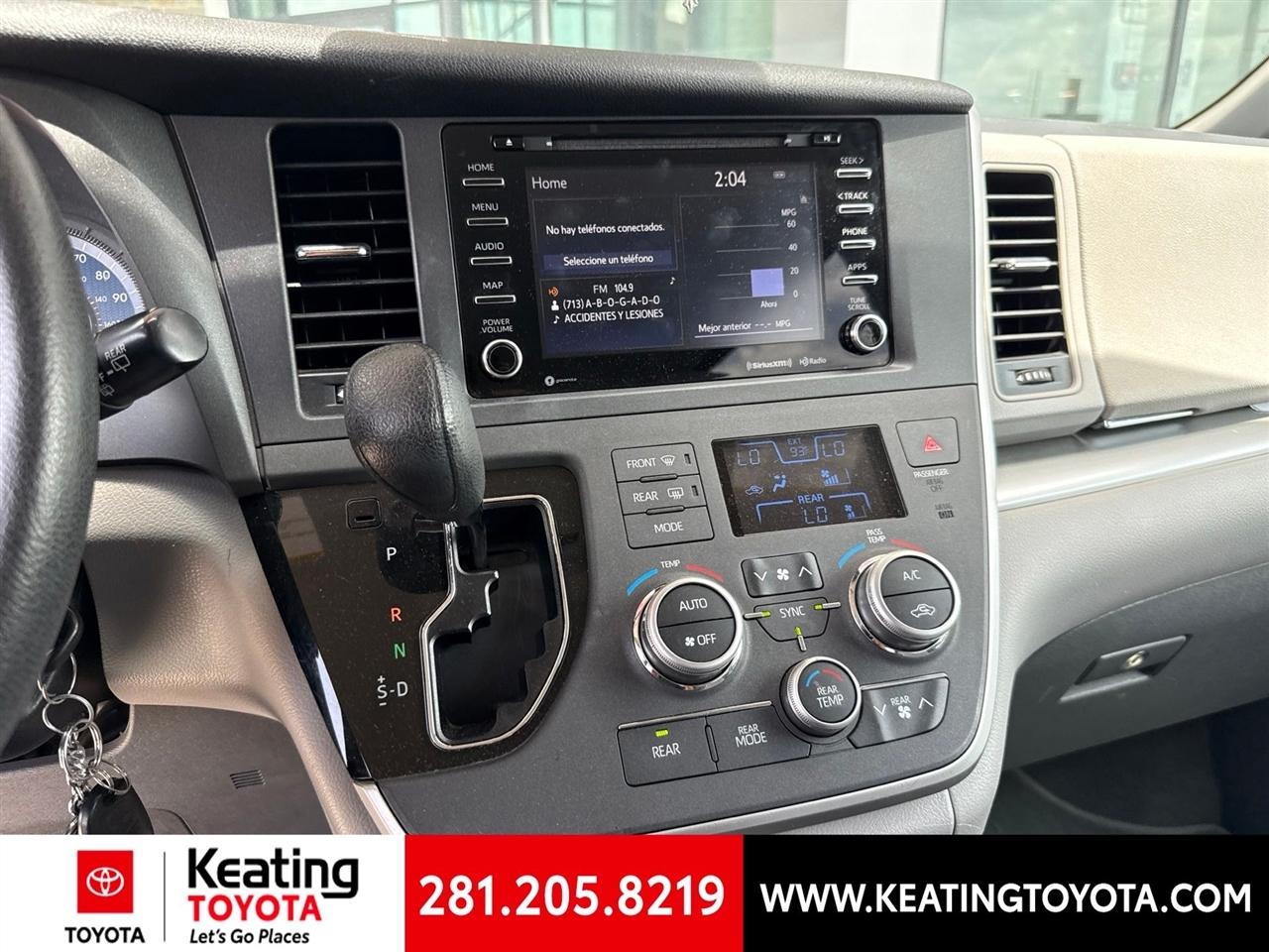 Toyota Sienna LE 8-Passenger 2020