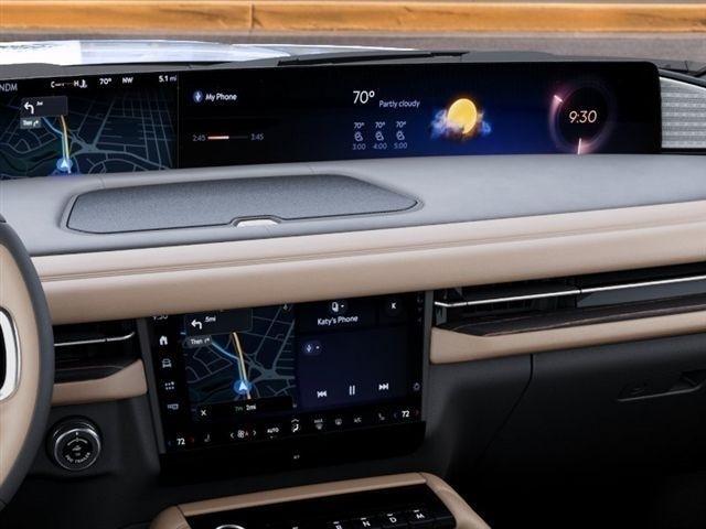 Lincoln Navigator L  2027