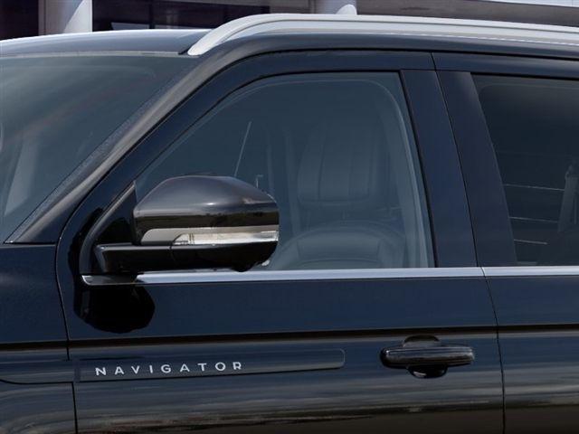 Lincoln Navigator L  2027