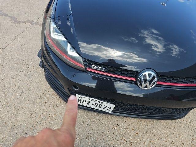 Volkswagen Golf GTI S 6A 4-Door 2017