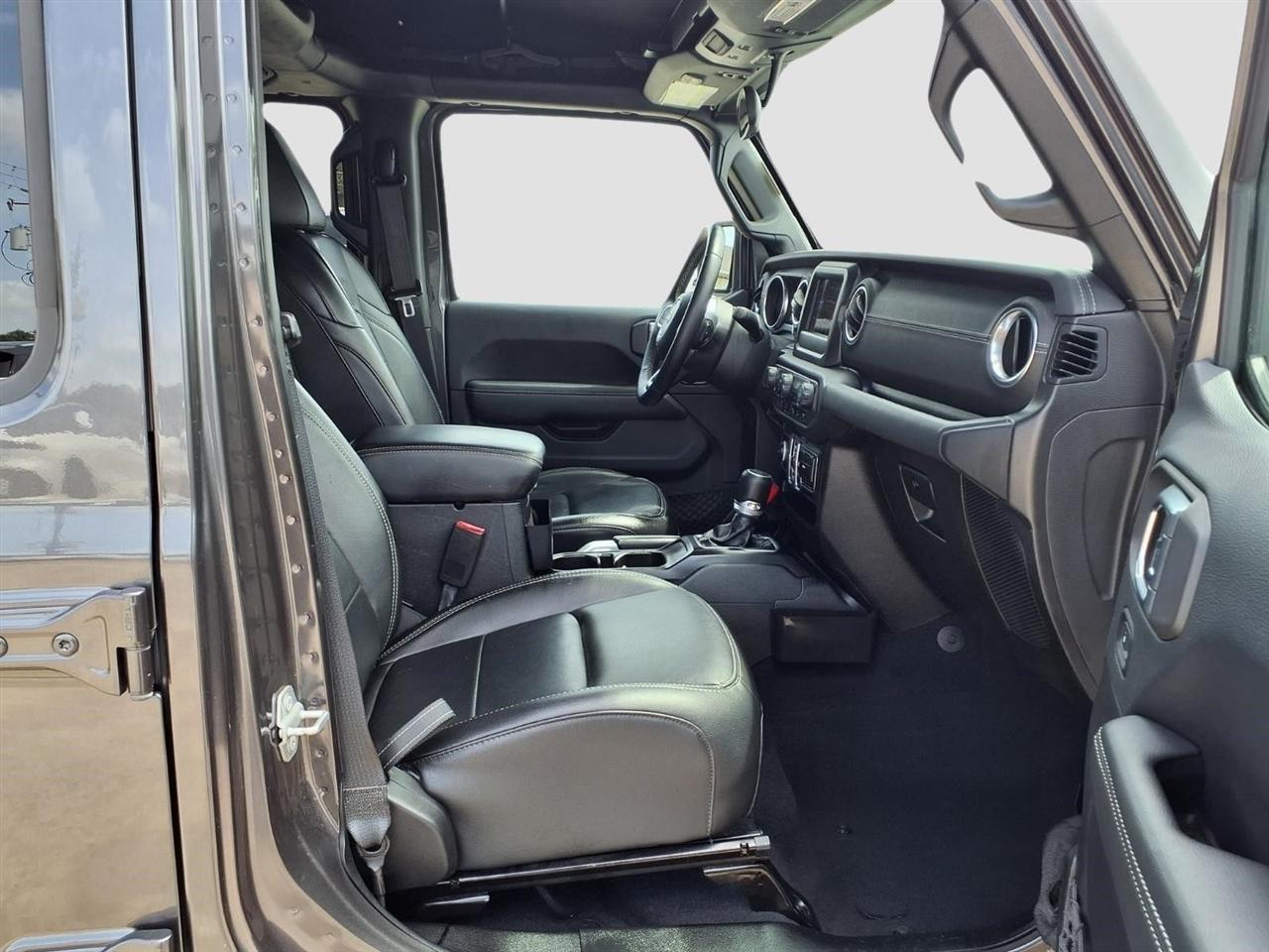 Jeep Wrangler Unlimited Sahara 2018