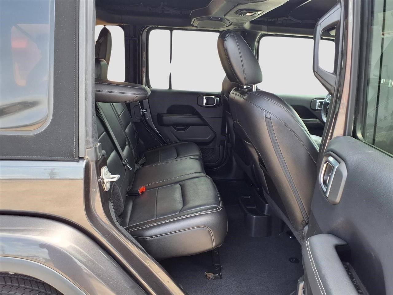 Jeep Wrangler Unlimited Sahara 2018