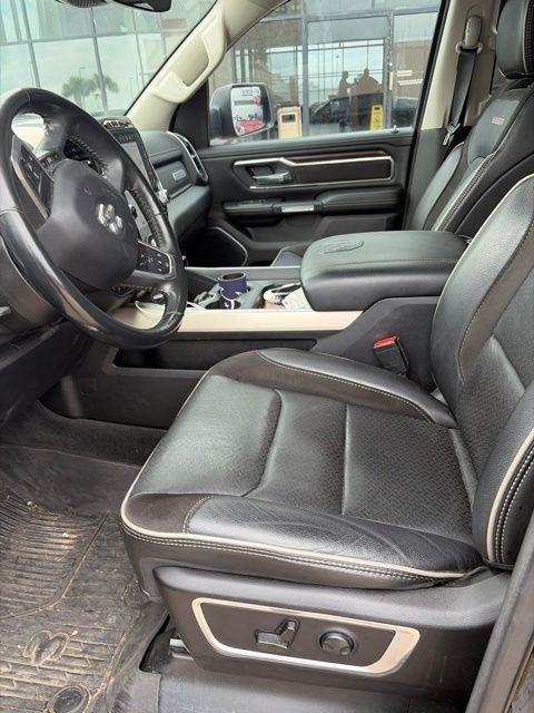 RAM 1500 Laramie Crew Cab SWB 2WD 2022