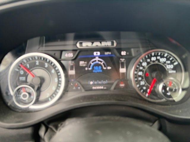 RAM 1500 Laramie Crew Cab SWB 2WD 2022