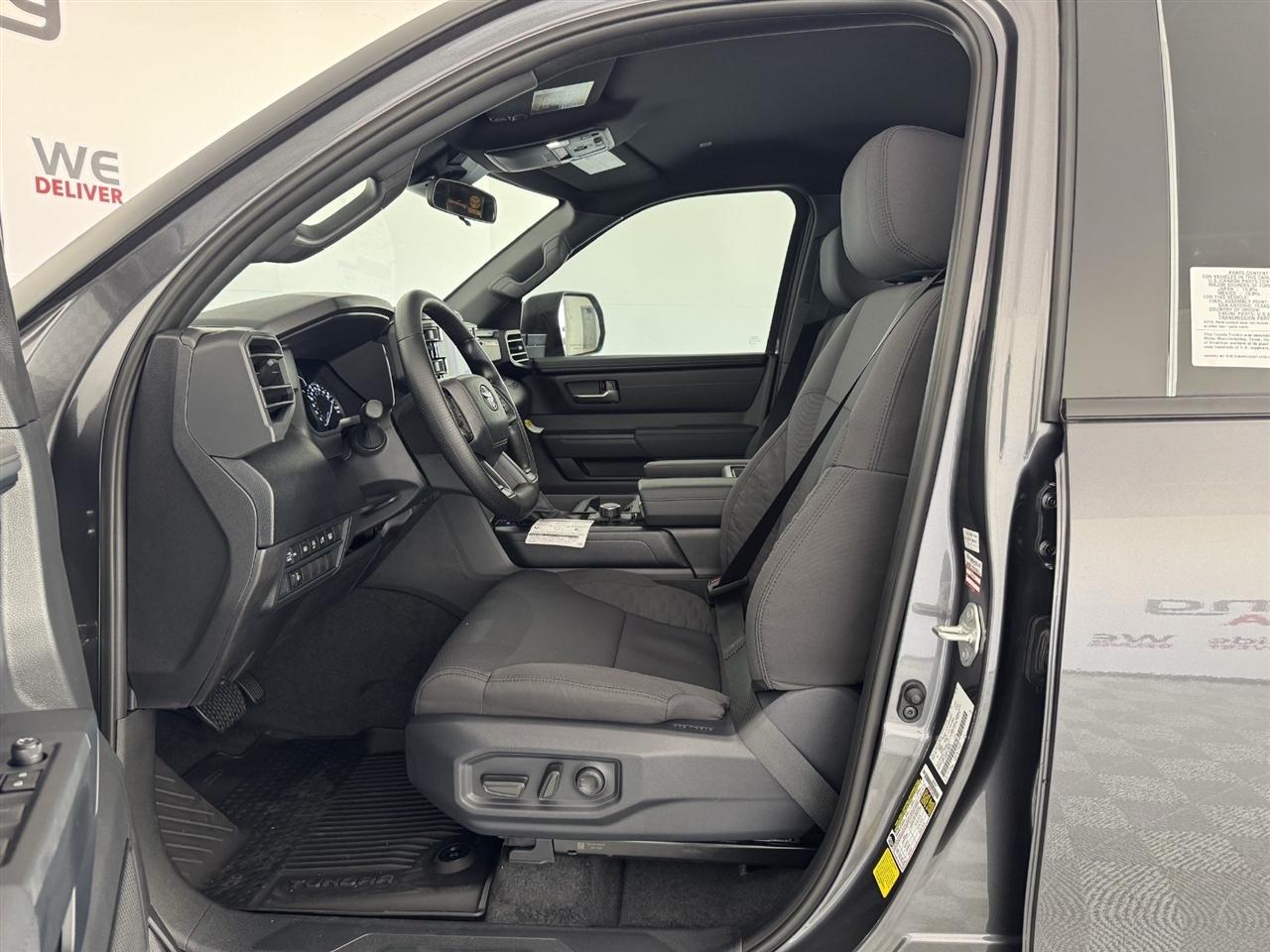 Toyota Tundra SR5 CrewMax 2WD 2026