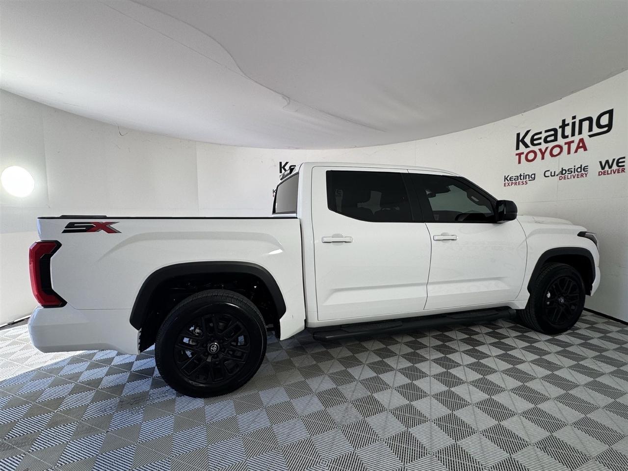 Toyota Tundra SR5 CrewMax 2WD 2026