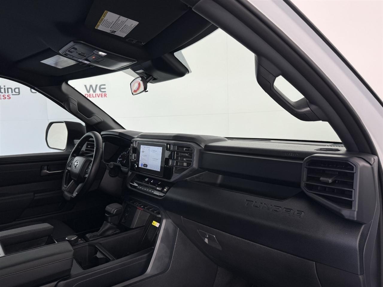 Toyota Tundra SR5 CrewMax 2WD 2026