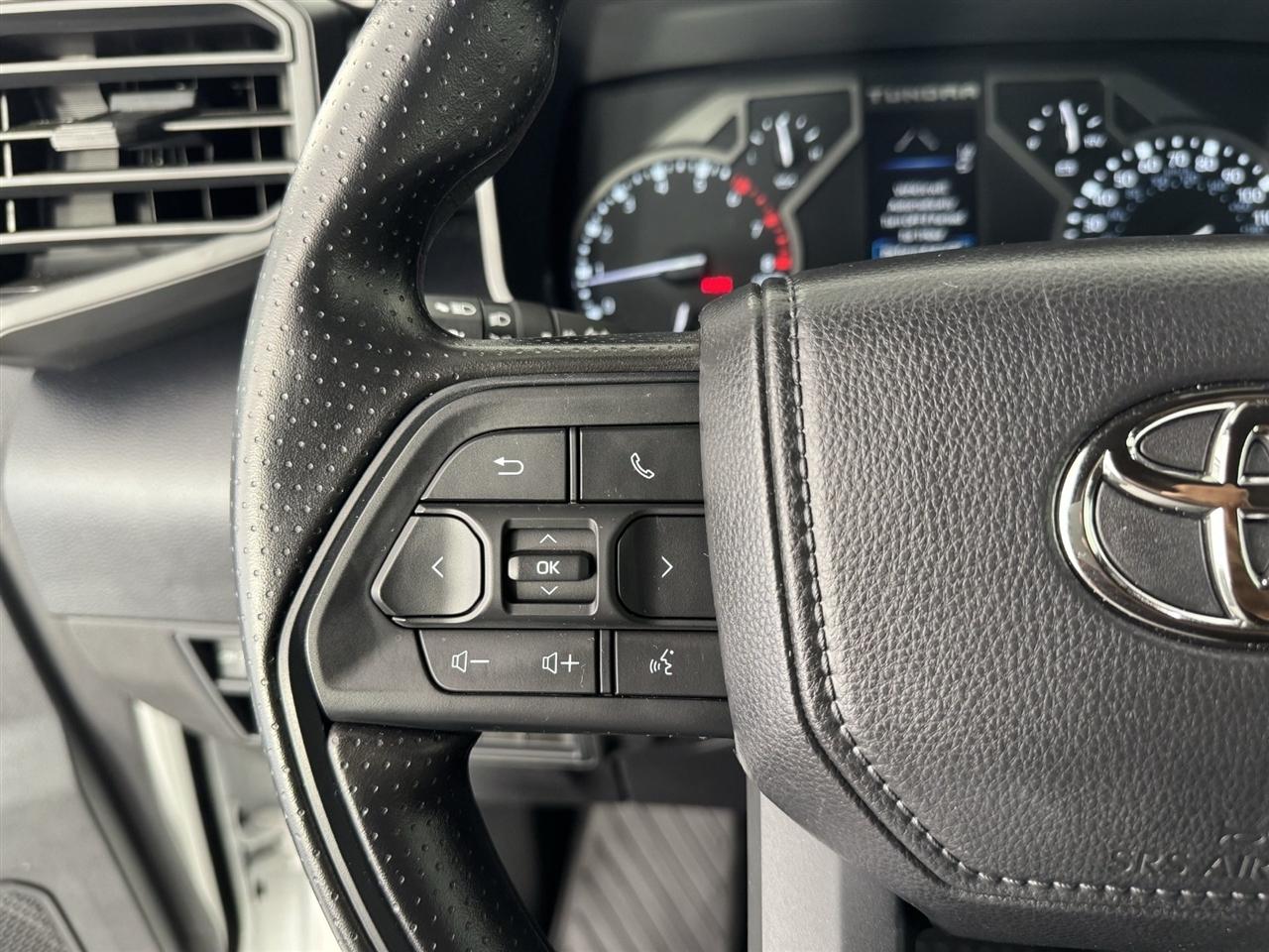 Toyota Tundra SR5 CrewMax 2WD 2026