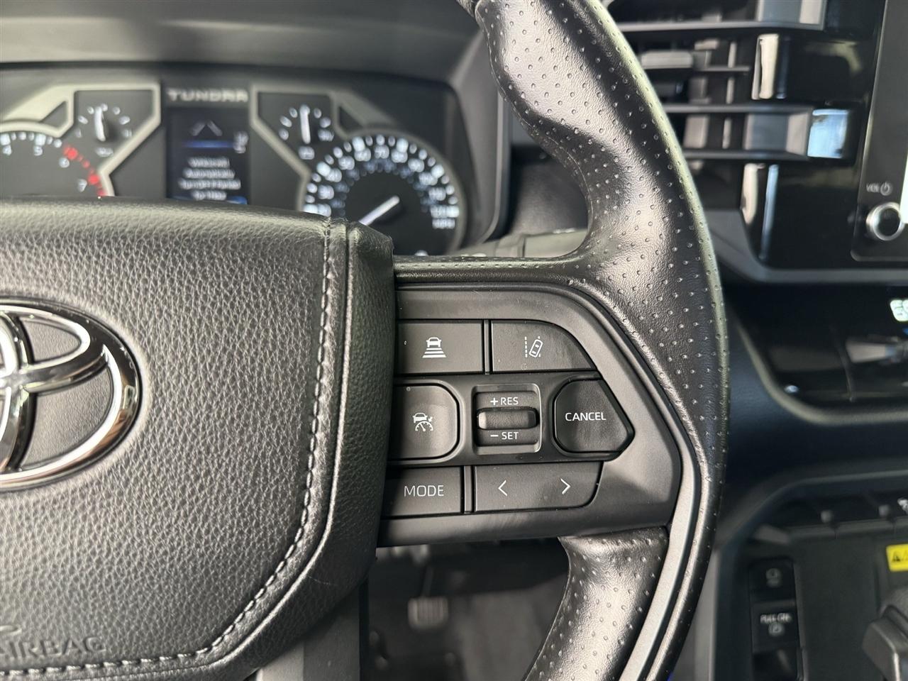 Toyota Tundra SR5 CrewMax 2WD 2026