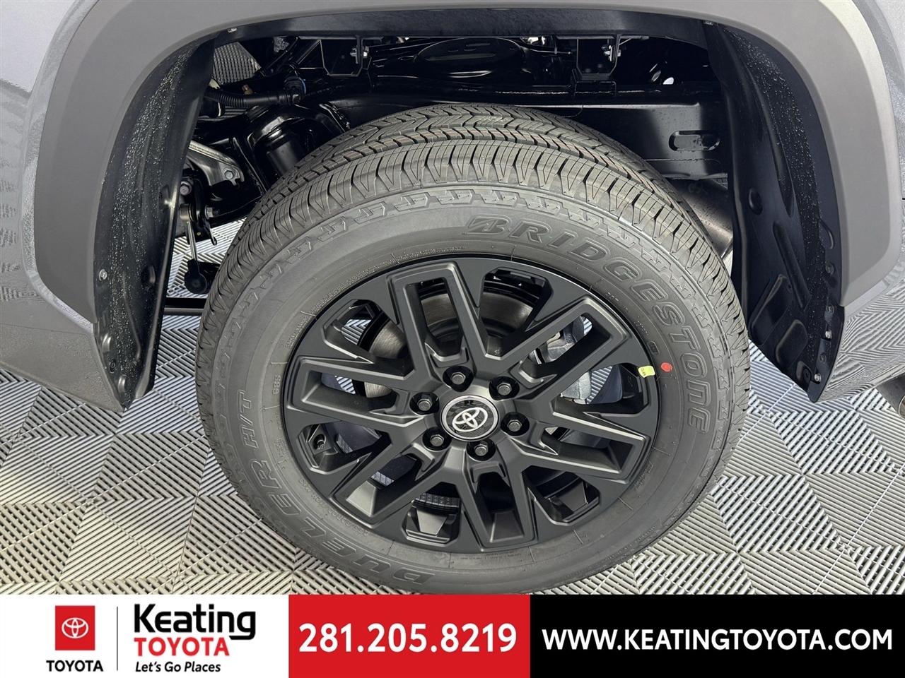 Toyota Tundra SR5 CrewMax 2WD 2026