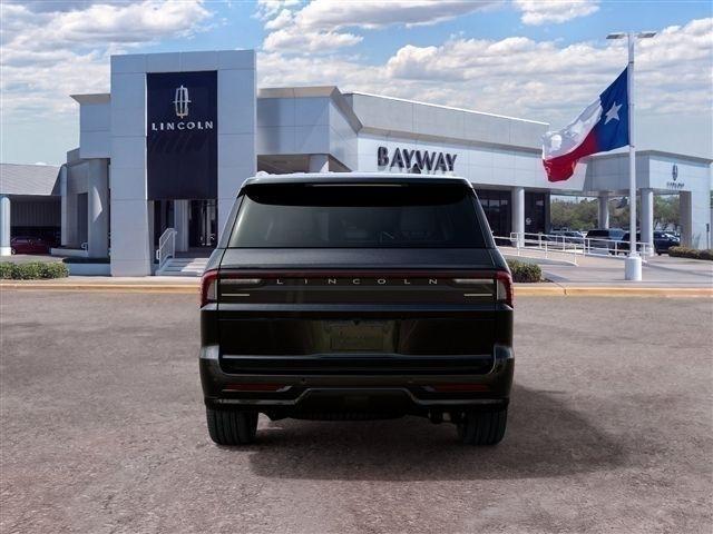 Lincoln Navigator  2027
