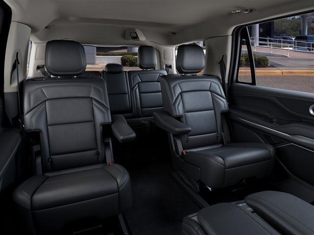 Lincoln Navigator  2027