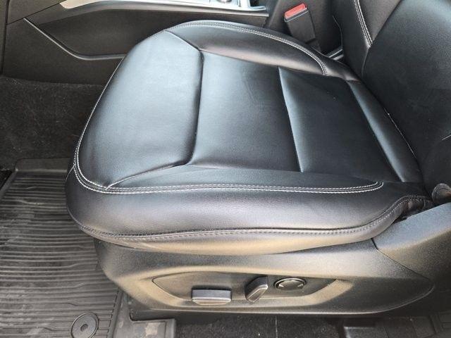 Ford Explorer XLT AWD 2023