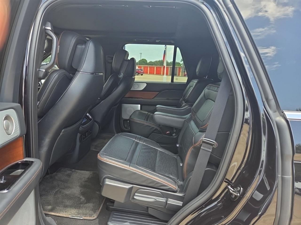Lincoln Navigator Black Label 2024