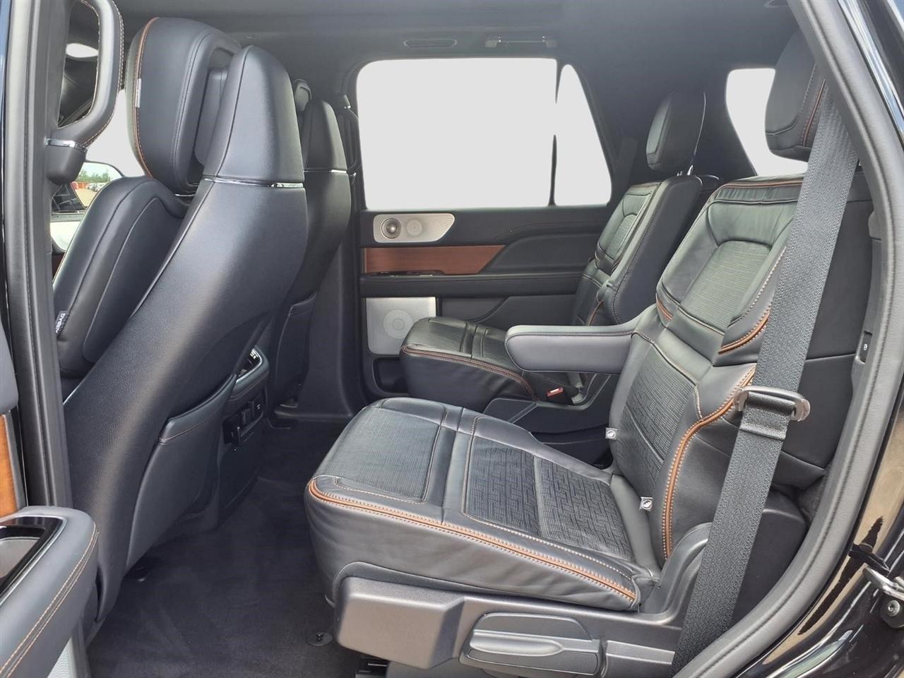 Lincoln Navigator Black Label 2024