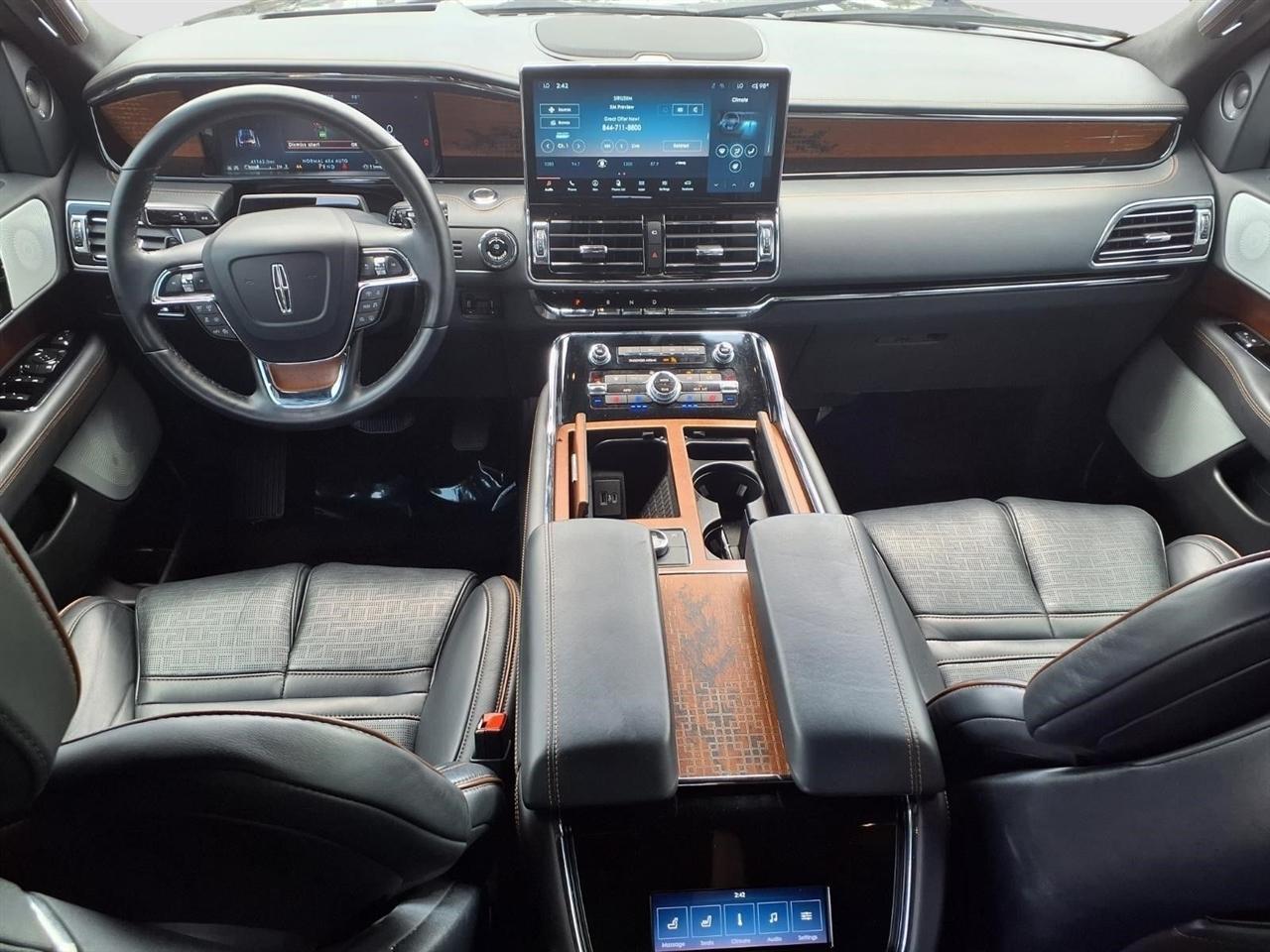Lincoln Navigator Black Label 2024