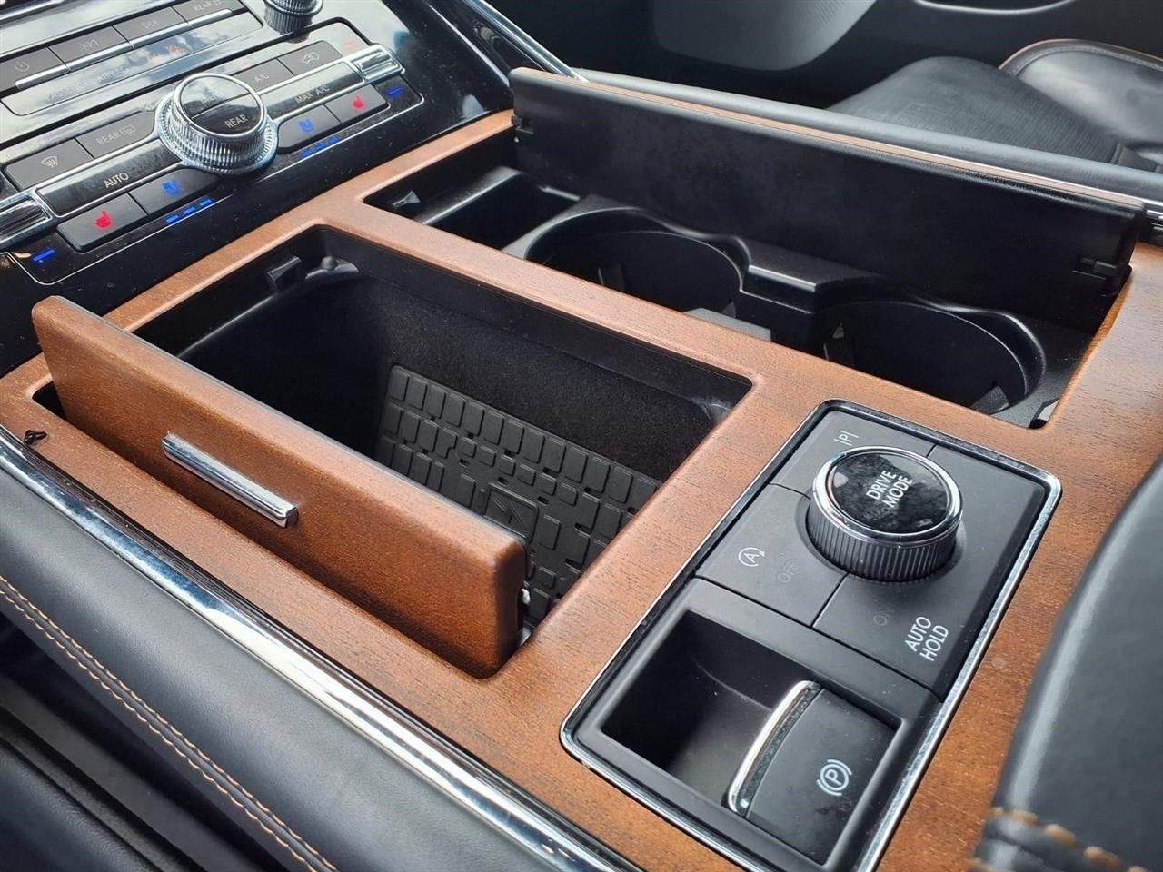 Lincoln Navigator Black Label 2024