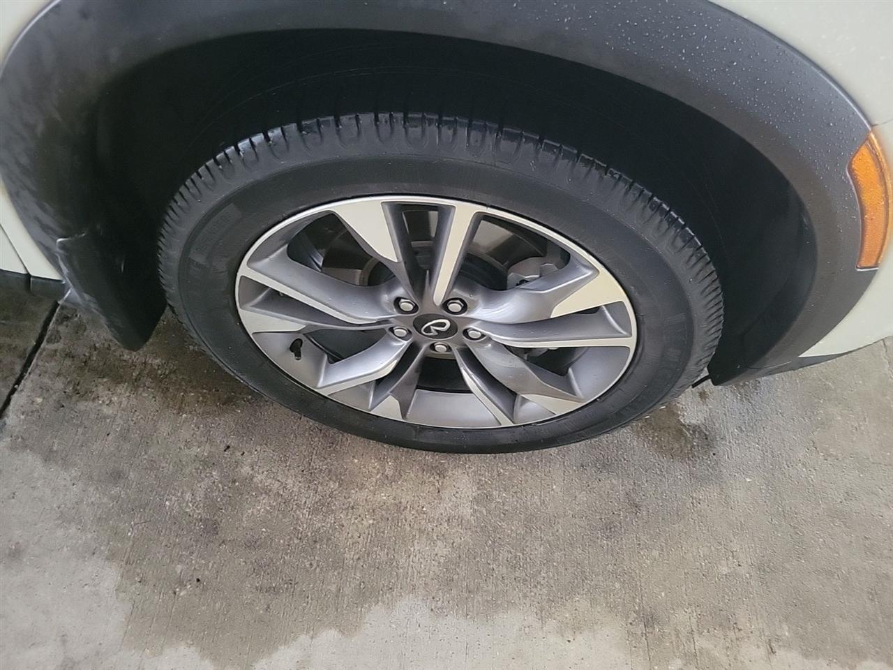 Infiniti QX60 Luxe 2022