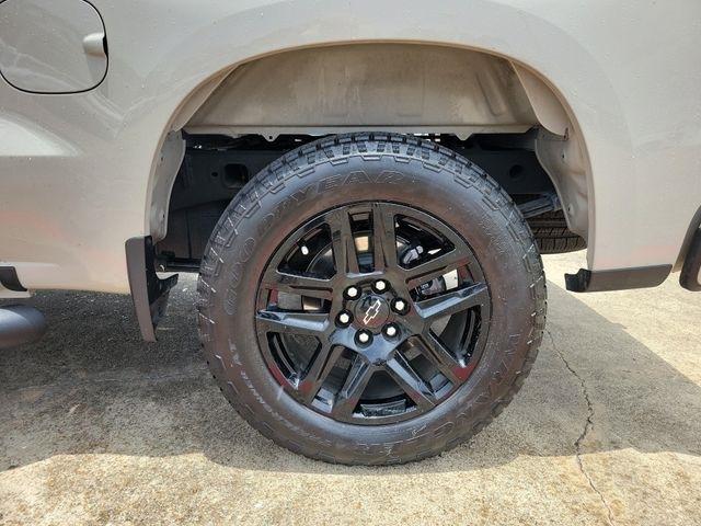 Chevrolet Silverado 1500 Custom Crew Cab 2WD 2026