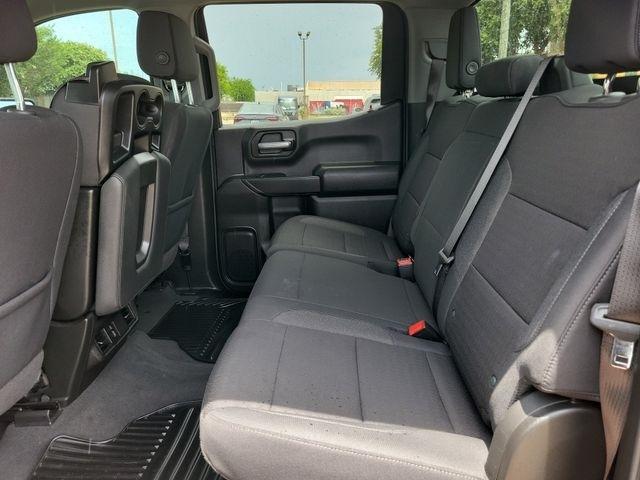 Chevrolet Silverado 1500 Custom Crew Cab 2WD 2026