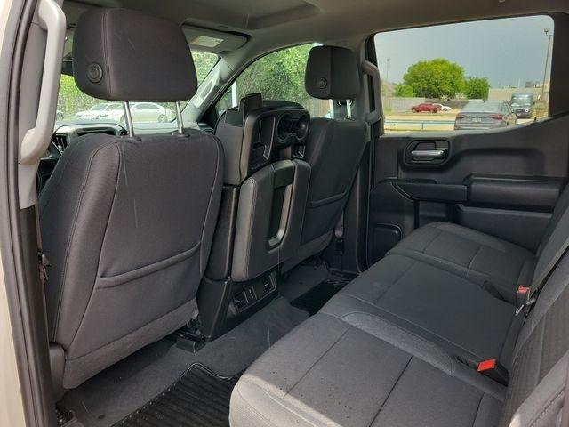 Chevrolet Silverado 1500 Custom Crew Cab 2WD 2026