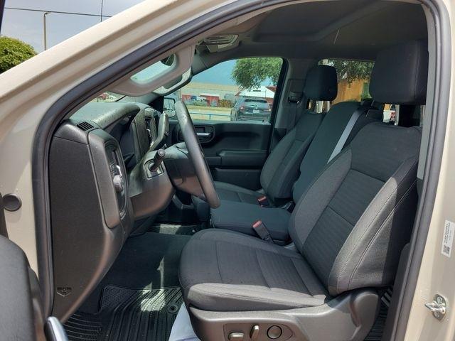 Chevrolet Silverado 1500 Custom Crew Cab 2WD 2026