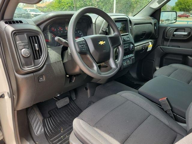 Chevrolet Silverado 1500 Custom Crew Cab 2WD 2026
