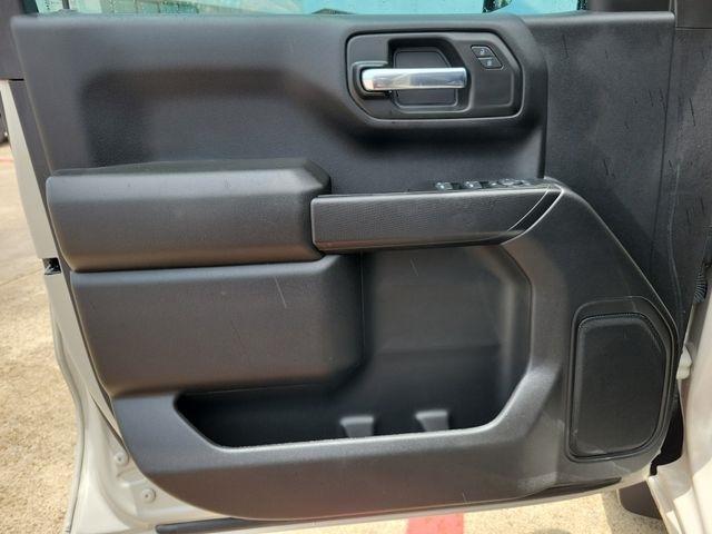 Chevrolet Silverado 1500 Custom Crew Cab 2WD 2026