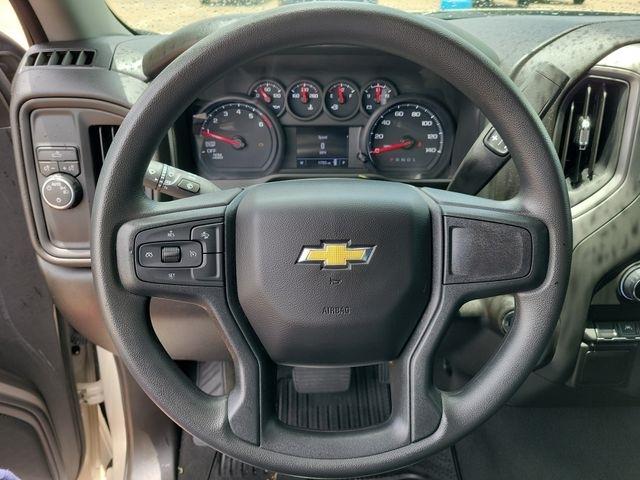 Chevrolet Silverado 1500 Custom Crew Cab 2WD 2026