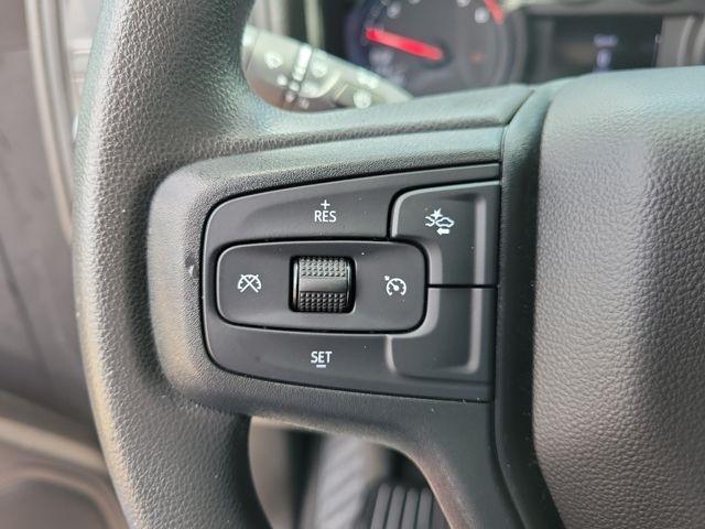 Chevrolet Silverado 1500 Custom Crew Cab 2WD 2026