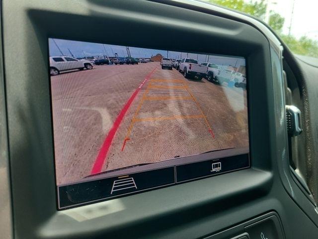 Chevrolet Silverado 1500 Custom Crew Cab 2WD 2026