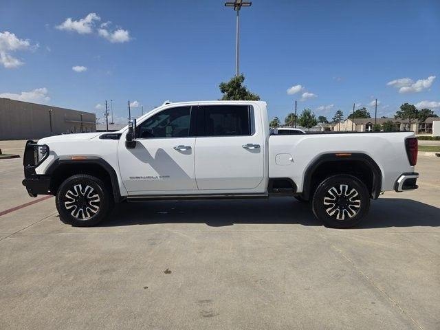 GMC Sierra 2500HD Denali Ultimate Crew Cab 4WD 2024