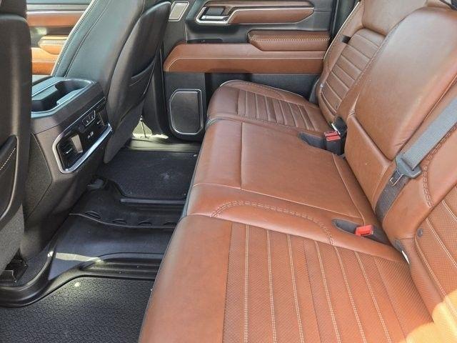 GMC Sierra 2500HD Denali Ultimate Crew Cab 4WD 2024