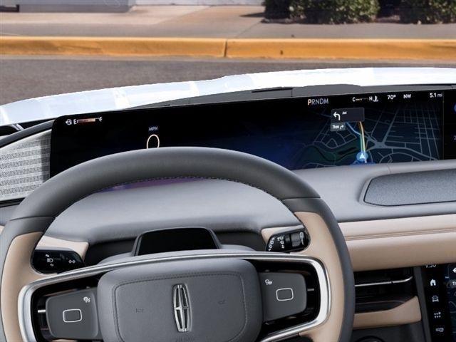Lincoln Navigator Black Label 2027