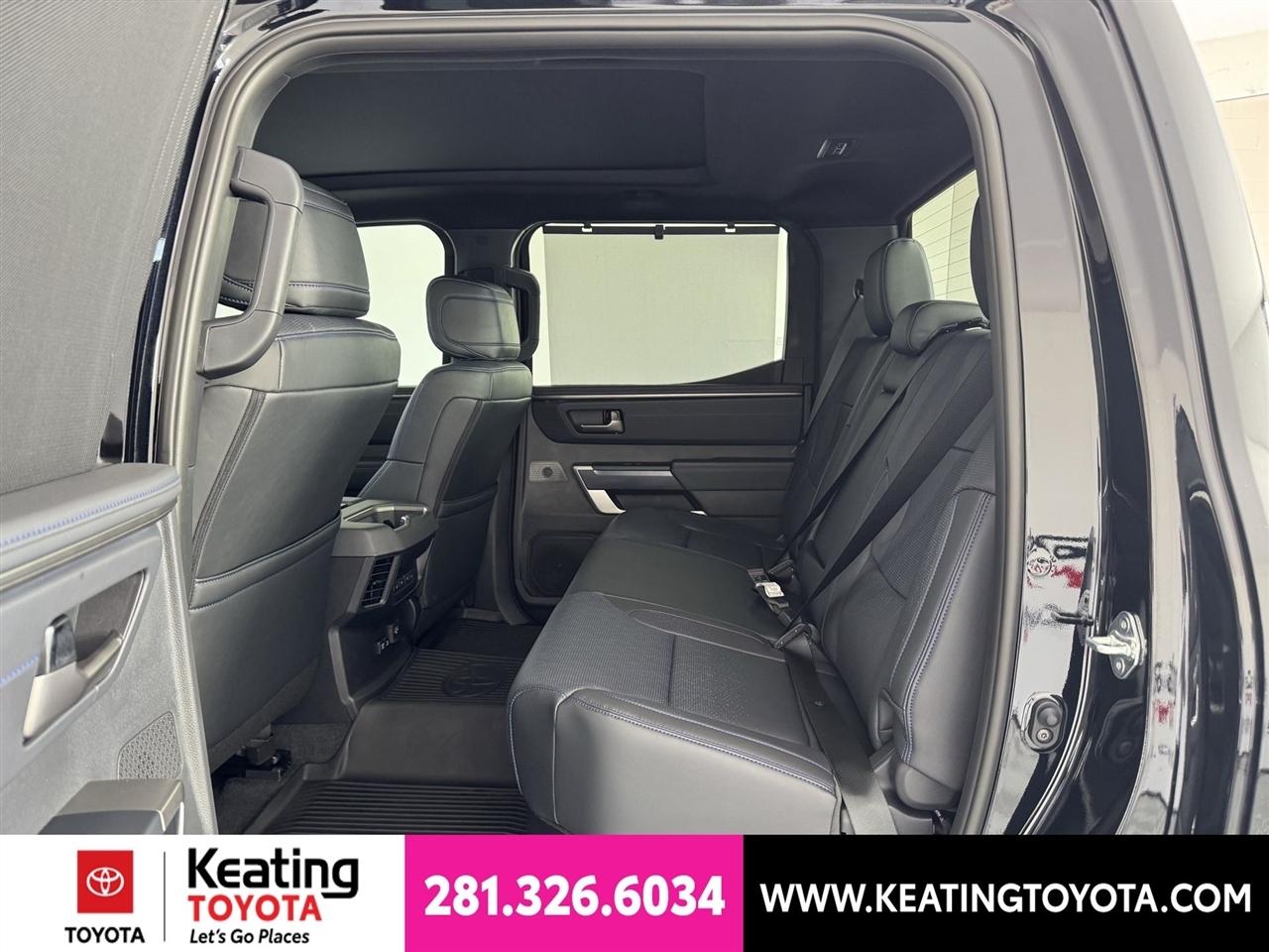 Toyota Tundra Platinum CrewMax 4WD Hybrid 2026
